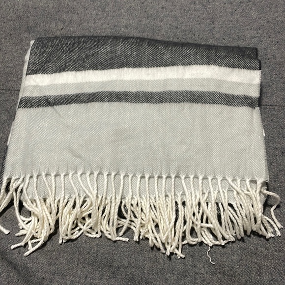 GAP Accessories - Gap stripe scarf, NWT